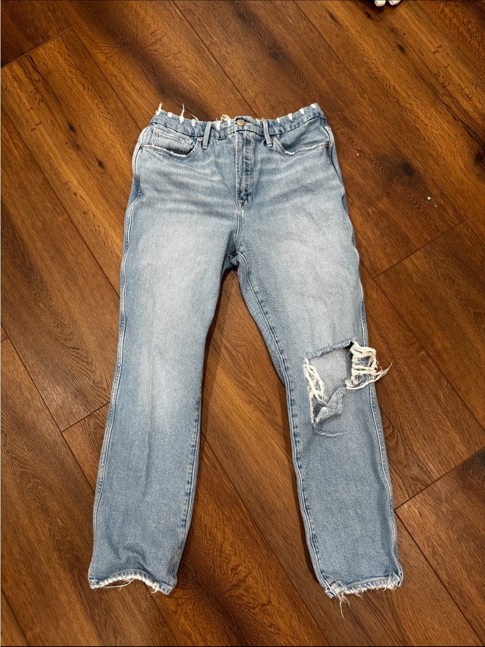 Good American Light Blue Distressed Boyfriend Jeans Ripped Knee Size 10 30
